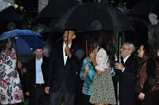 Barack Obama visita la Habana Vieja. 2015. - por Calixto Llanes