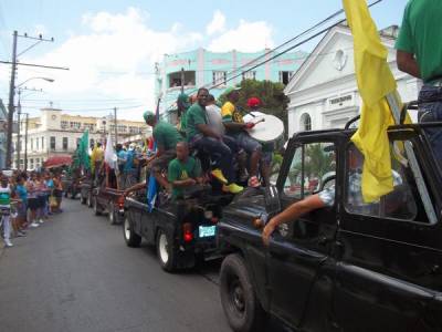 Pinar del Rio人民接待他们的冠军