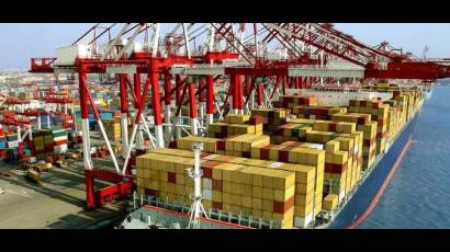 Cuba propone nuevas estrategias para el comercio exterior y la inversión extranjera