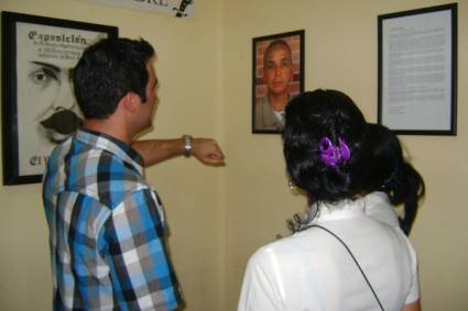 Tony Guerrero的展览致力于Martí