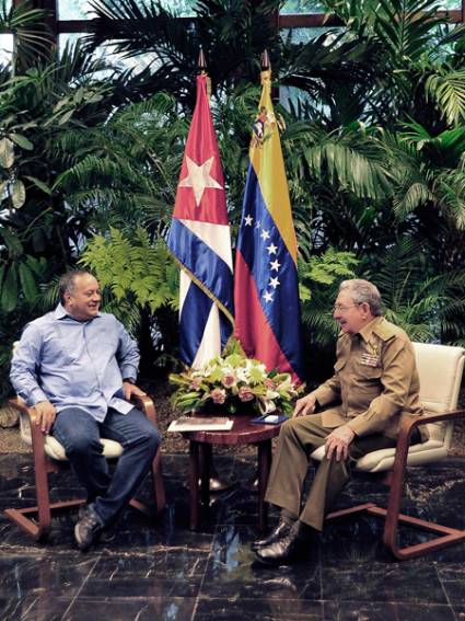 DiosdadoCabelloRondón和RaúlCastroRuz