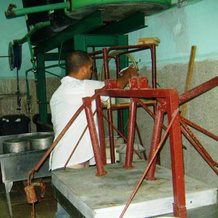 CamagüeyIgnacioAgramonte y Loynaz化学系试验工厂的复苏