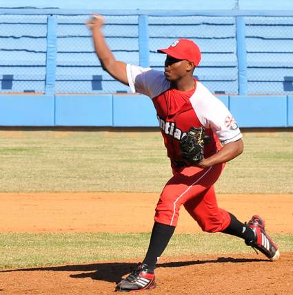 发射器Danny Betancourt