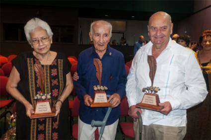 Susana Lee,Luis Orlando Pantoja和PedroMéndez