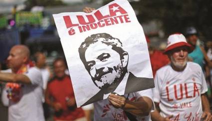 International jurists call for annulment of Lula's conviction.