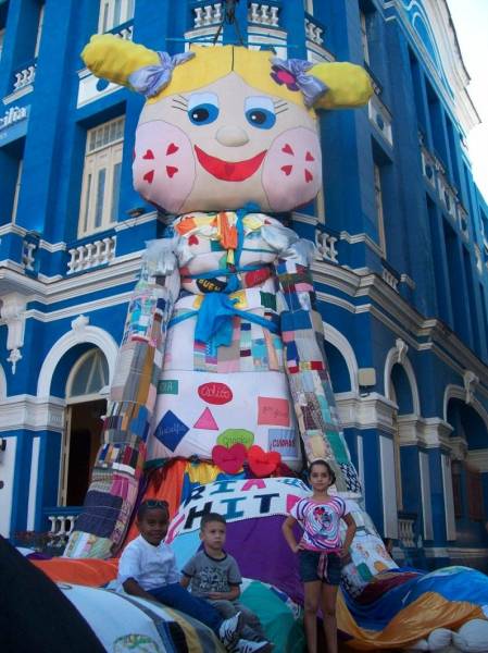 muñeca de trapo gigante