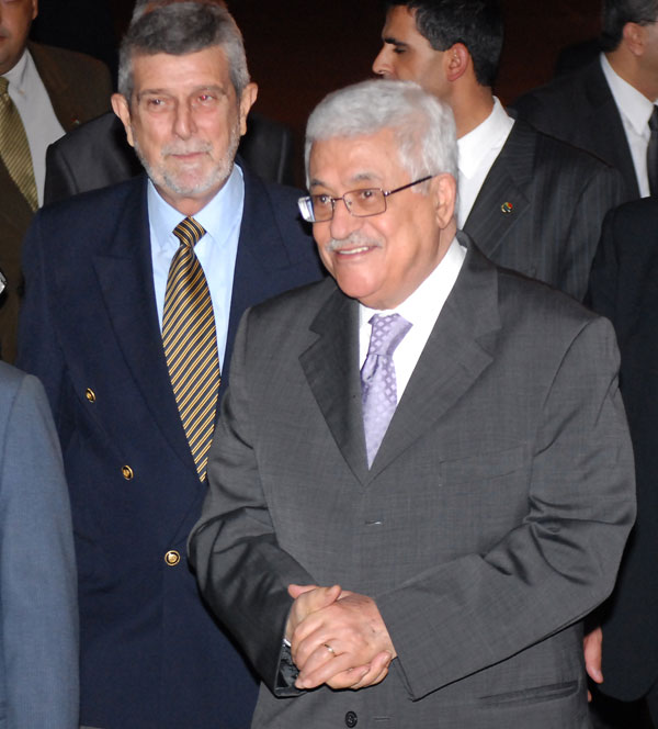  El Presidente del Estado de Palestina Mahmud Abbas llega a Cuba