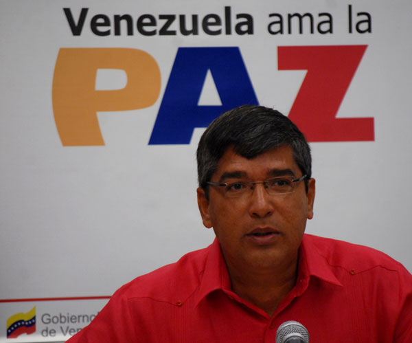 Embajador venezolano en Cuba, Ronald Blanco La Cruz