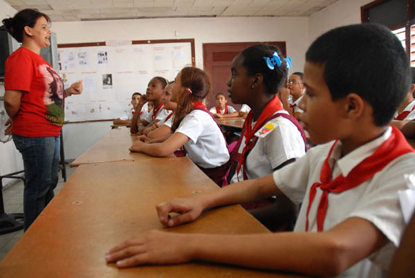 Elecciones para seleccionar a los dirigentes de la Organización de Pioneros José Martí