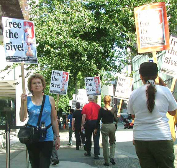 Manifestación popular a favor de los Cinco en Bruselas