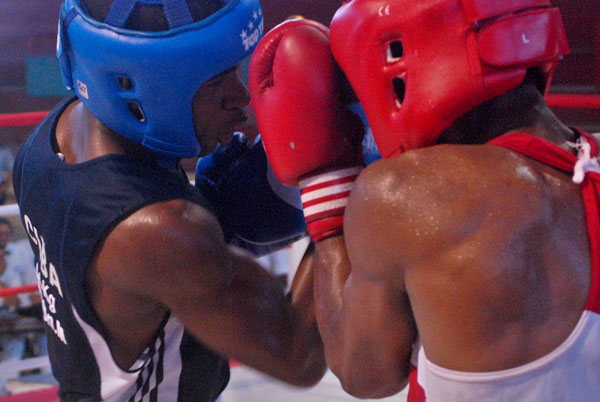 Boxeador cubano Yankiel León