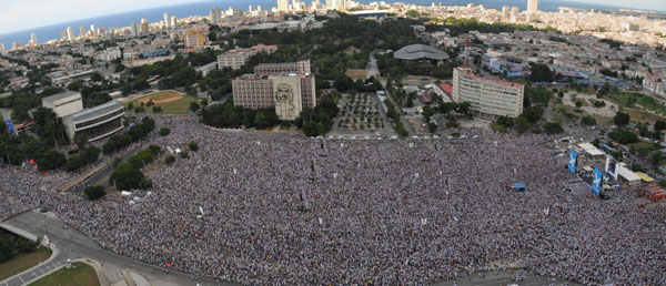 Más de un millón de cubanos en concierto de Paz Sin Fronteras en La Habana