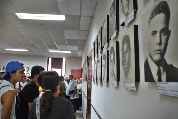 Acto nacional en el salón de los Mártires de la Universidad de La Habana