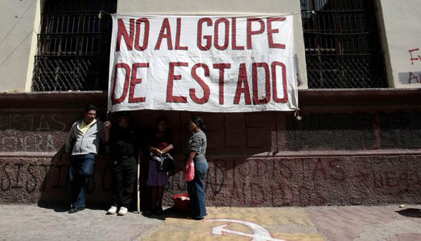 Jóvenes hondureños contra elecciones ilegítimas