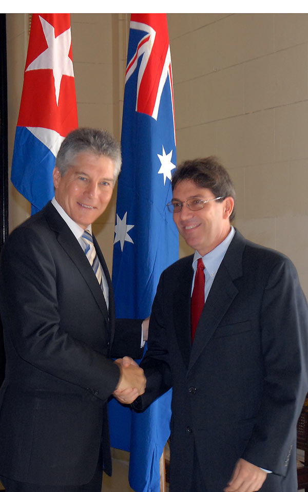 Impulsan nexos Australia y Cuba