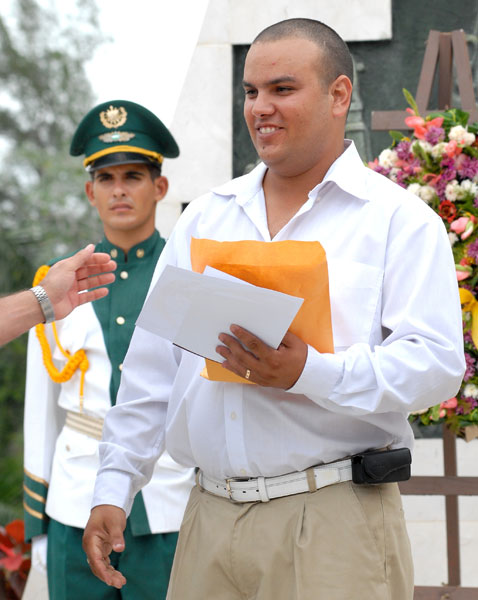 Capitán Amhed Argilagos Pérez, del MININT