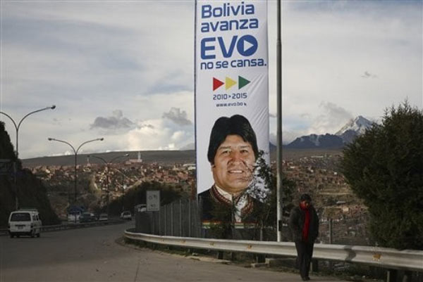 Bolivianos patentizan apoyo a Evo
