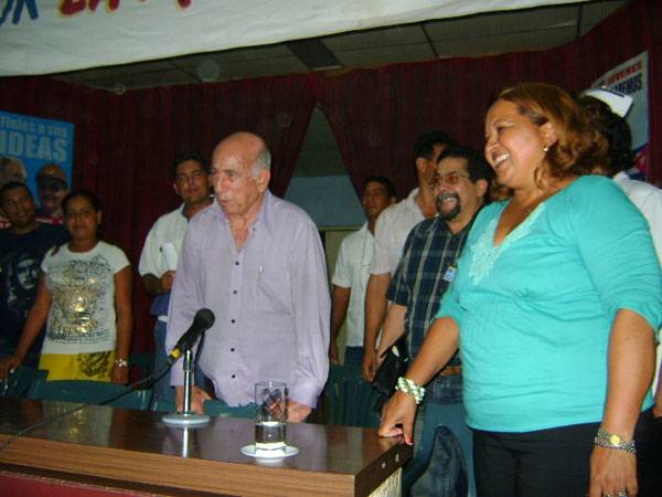 Dialogó José Ramón Machado Ventura con militantes tuneros