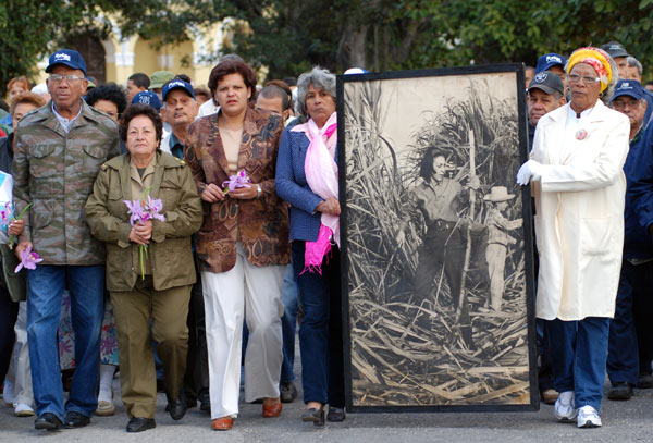 Rinden homenaje a Celia Sánchez en el aniversario 30 de su fallecimiento