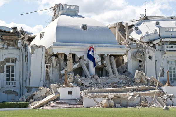 El Palacio Presidencial de Haití quedó en ruinas