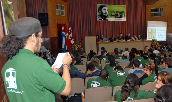 Asamblea de balance de la Unión de Jóvenes Comunistas