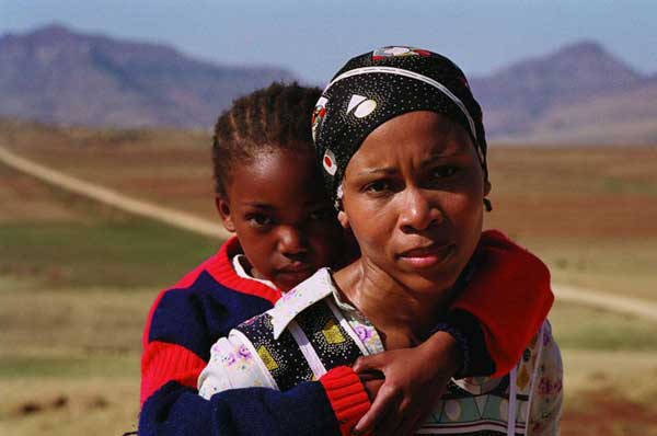 Fotograma del filme sudafricano Yesterday