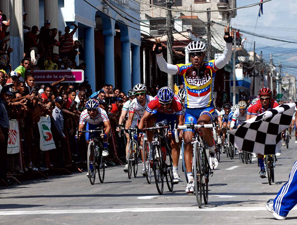 Venezuela marcó la tarjeta en esta jornada de la Vuelta Ciclística a Cuba