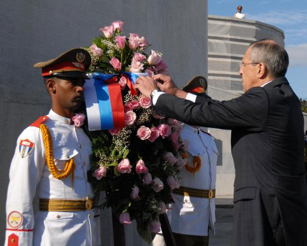 Rinde tributo canciller de Rusia a José Martí