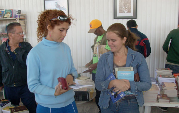 Feria del Libro en la Isla de la Juventud