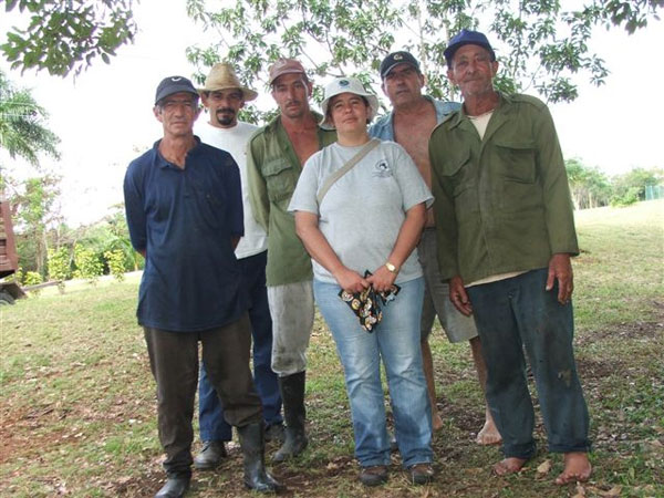 Pescadores de la brigada de pesca fluvial