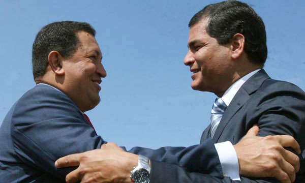 Chávez y Correa en Quito