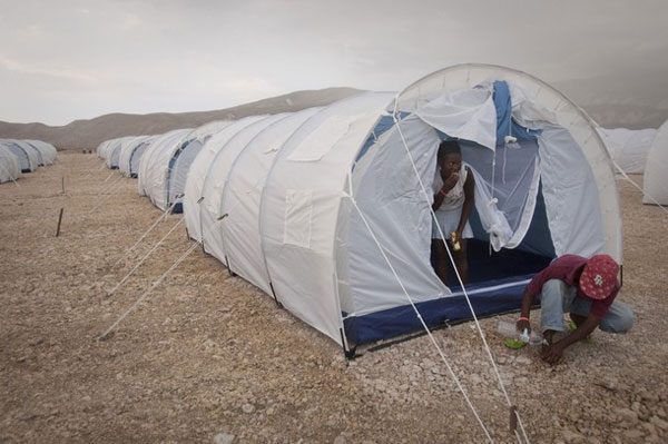 Campamento para damnificados haitianos en Corail Cesselesse 