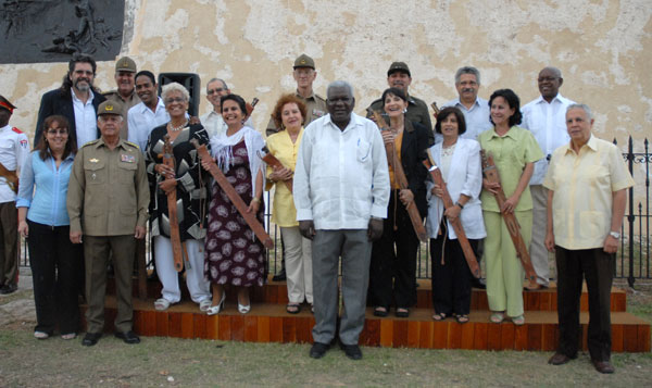 Homenaje en saludo al Día del Miliciano