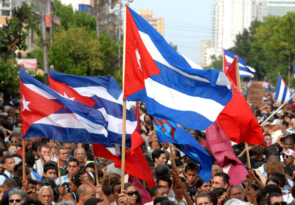 Celebran aniversario 49 de la proclamación del carácter socialista de la Revolución