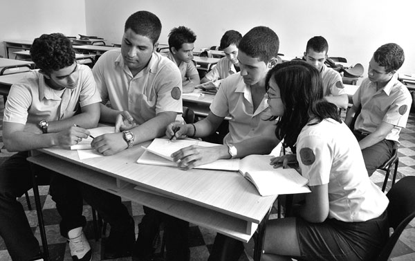 Jóvenes de ciencias