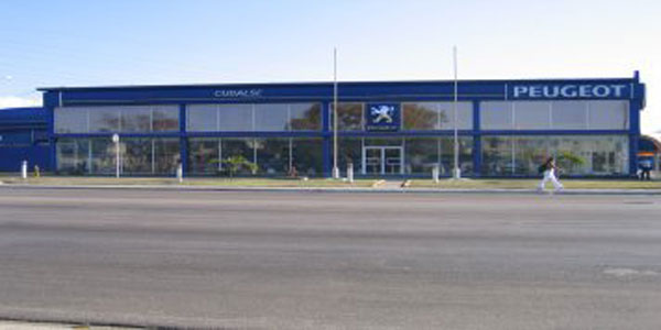 Celebran en La Habana 200 años de Peugeot