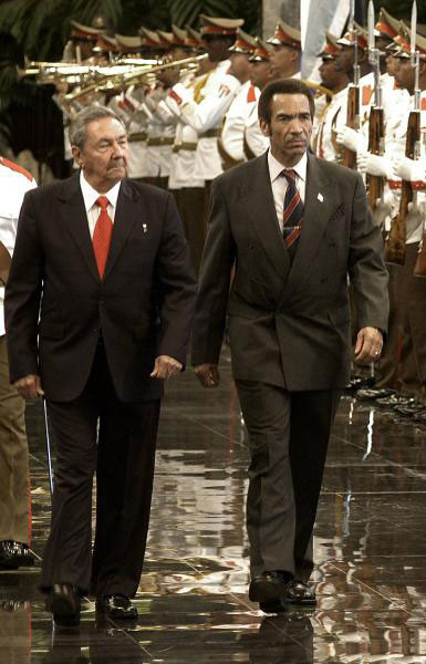 Recibió Raúl Castro a presidente de Botswana