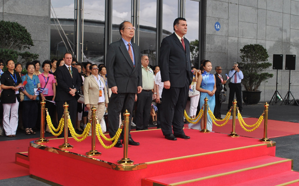 Celebran el Día Nacional de Cuba en la Expo Shanghai 2010