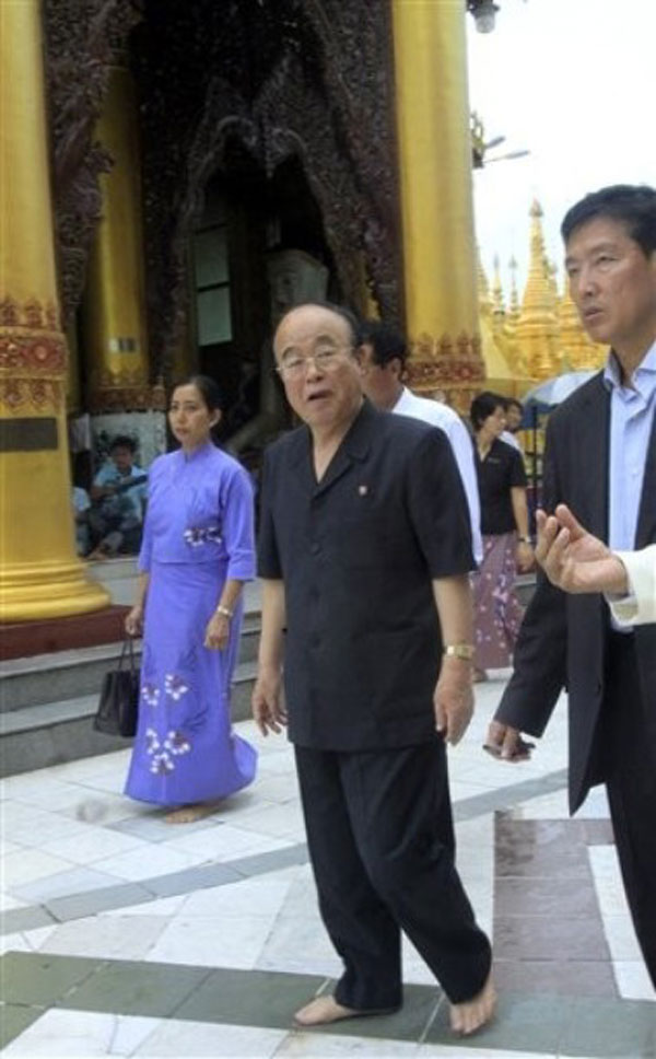 Pak Ui Chun visita Myanmar