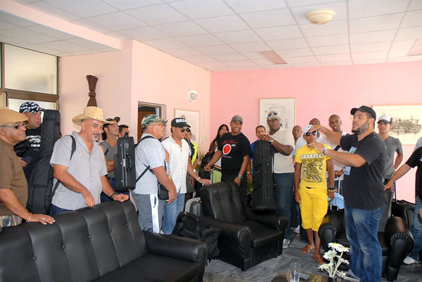 Reconocidos artistas comparten con la Brigada Martha Machado y el público pinero