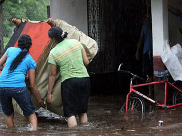 tormenta tropical Frank   