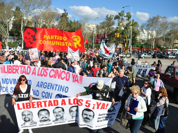 «Libertad a los Cinco. ¡Ya!»