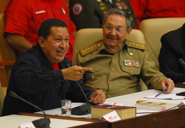 Raúl Castro y Hugo Chávez