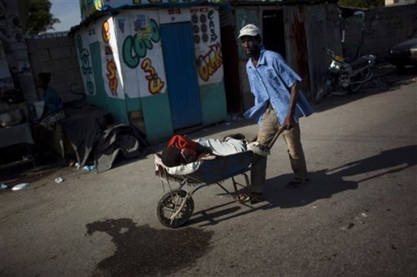 Se prolonga sufrimiento del pueblo haitiano