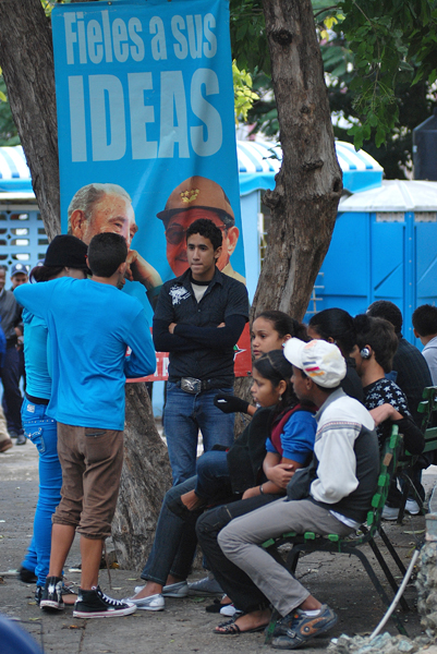 Fiesta por el Festival Mundial de la Juventud y los Estudiantes