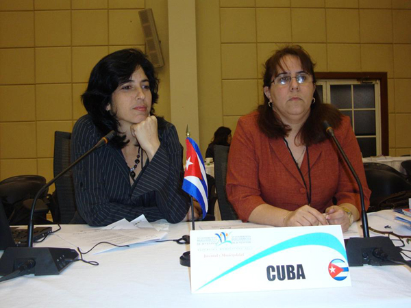 Leyra Sánchez Valdivia y Liudmila Álamo Dueñas