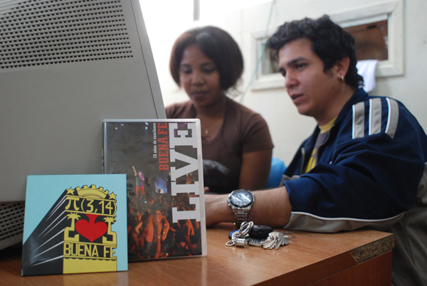 El dúo Buena Fe en Juventud Rebelde 