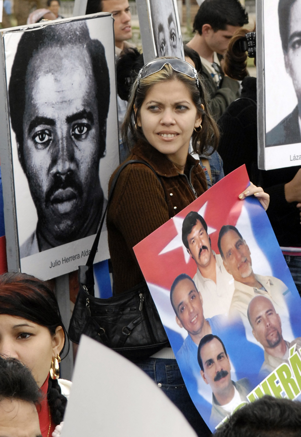 Jóvenes Cubanos por los Cinco