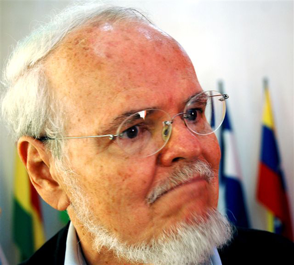 Luis Britto