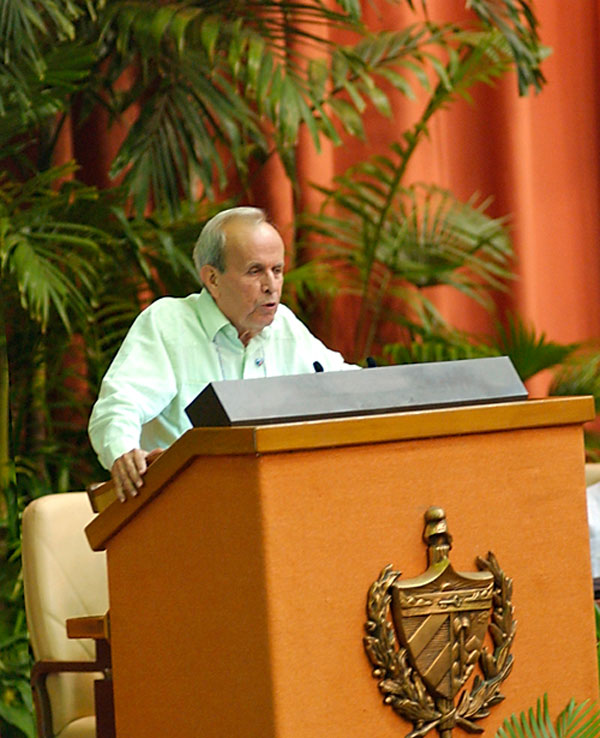 El delegado Ricardo Alarcón